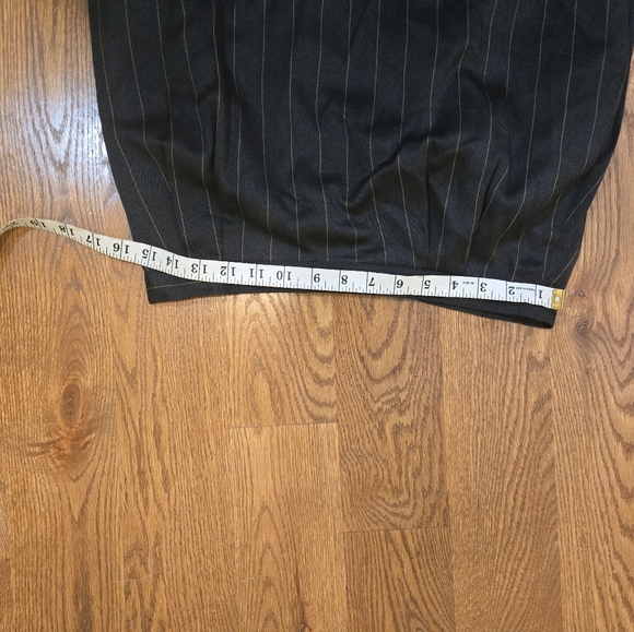Vtg Sasson Womens Skirt Suit, Size 12 Pinstripes - Picture 7 of 7